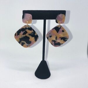 Pearlized Fashion Earrings